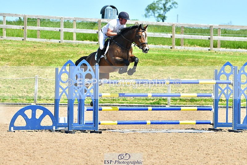 230527A-143222-05041 - Cls 17 National 1.30m Open