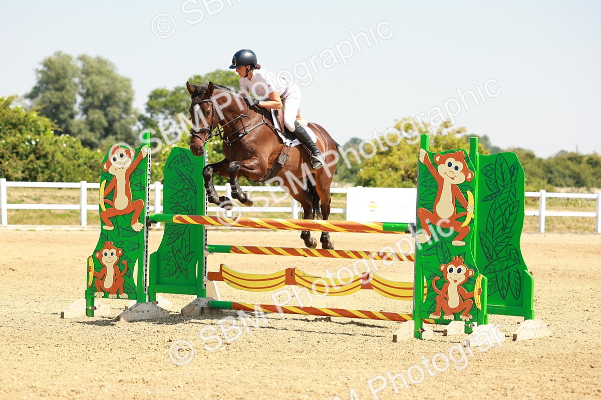 SBM_001509 - Class 4 - Senior Newcomers - 1.10m