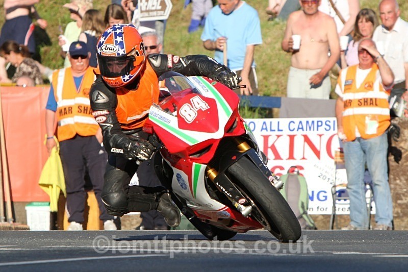  - Saturday Practice Newcomers/Supertwins