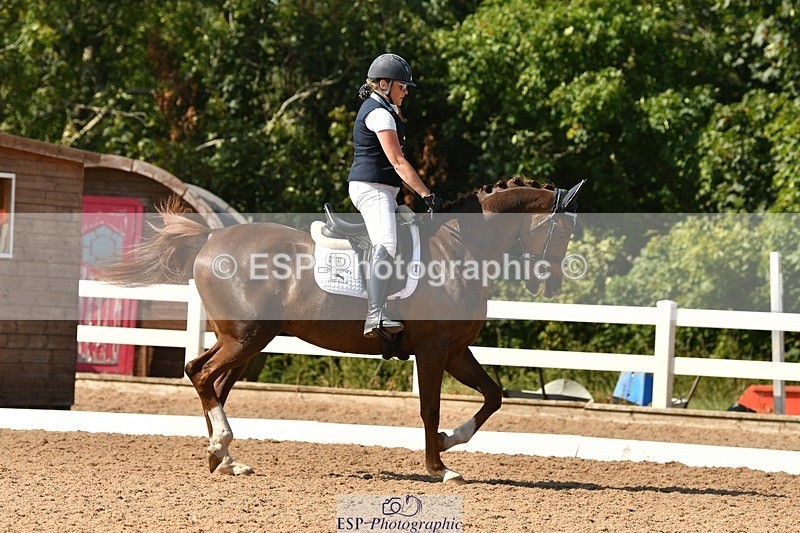 250817-154619-11310 - 214-Verity.PerryVogue