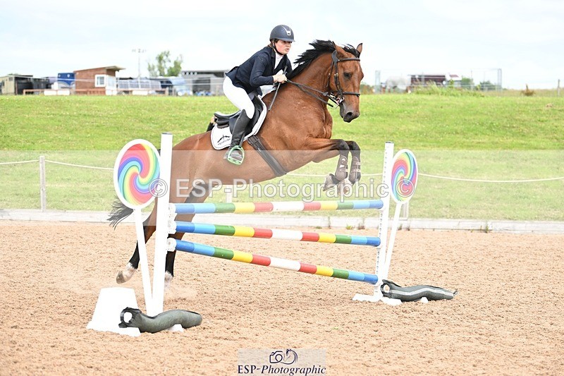 250611-125609-00575 - Cls 4 Snr Newcomers & 1.10m Open