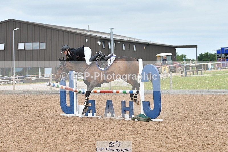 240609A-141508-06083 - Cls 19 Snr Foxhunter and 1.20m Open