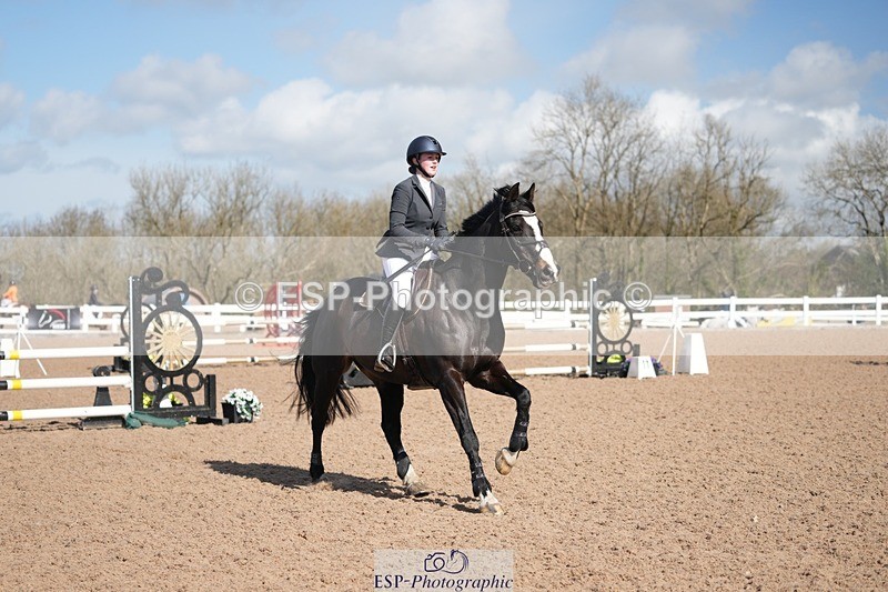 250329-102517-03622 - Cls 20 British Novice and 90cm
