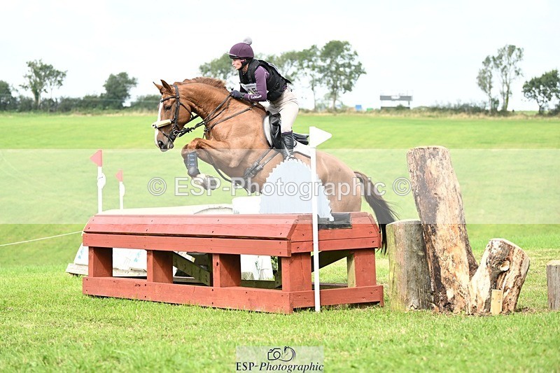 240831A-124136-02684 - 015-Morwenna.Barnicoat-AP.MY.DARLING.CLEMENTINE