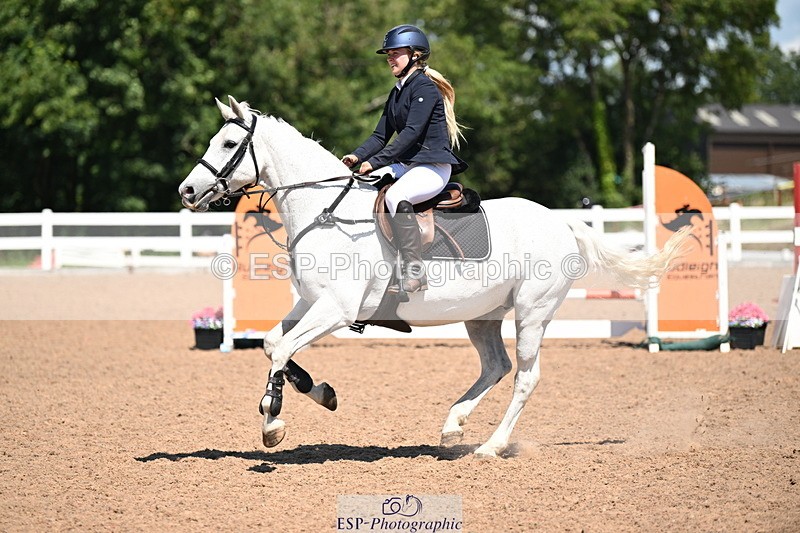 240728A-124507-08594 - Cls 32 85cm Amateur Qualifier