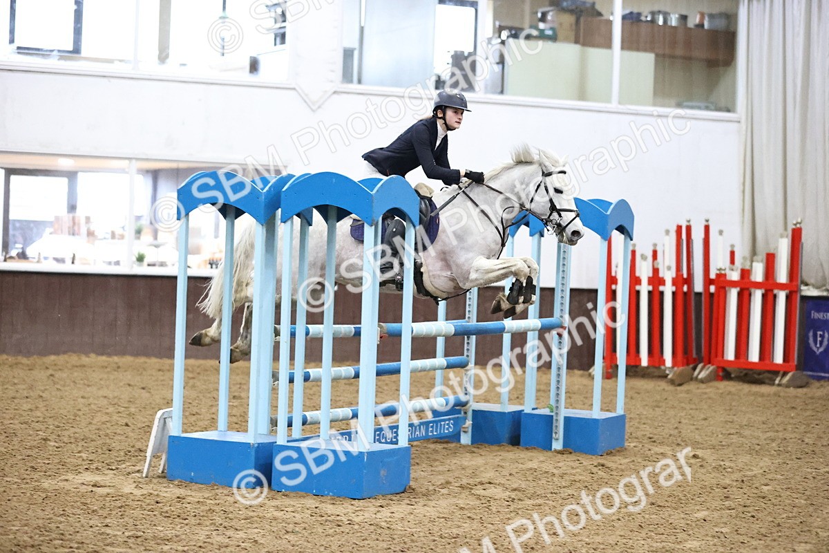 SBM_000765 - Class 4 - Blue Chip Pony Newcomers - 1.00m