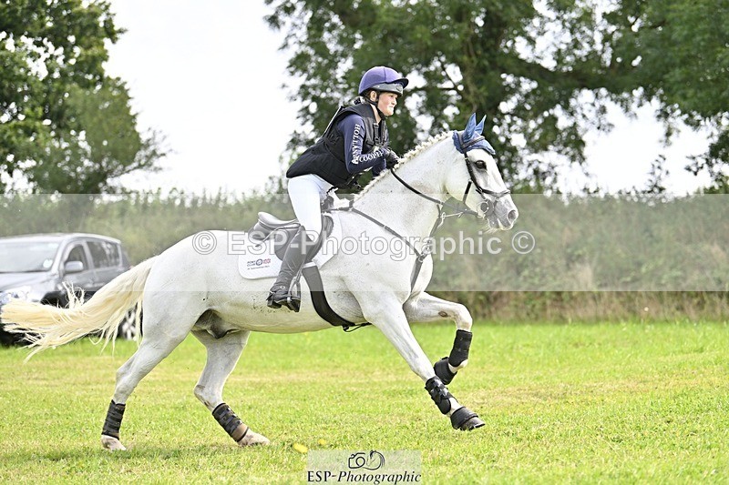 240831A-120630-01768 - 060-Jessica.Saunders-RATHLEE.OG