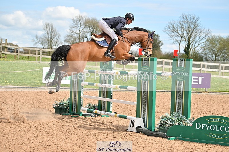 240418A-143030-04401 - Cls 9, 2 Star Big Tour 1.40m