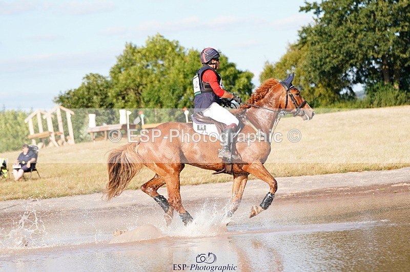 250802A-182716-09461 - J-442-Will.van.Ufford-BALLYRATH.SLIGO