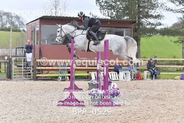 BPP_0529 - CLASS 4 FRI Senior Newcomers/ 1.10m Open