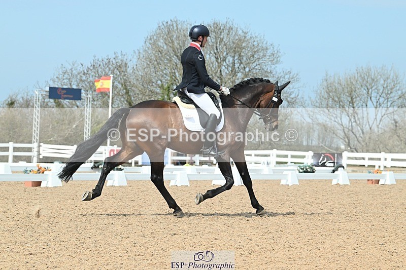 250403-120928-02252 - 048-Angus.Corrie-Deane-Maigret.VD.Watermolen