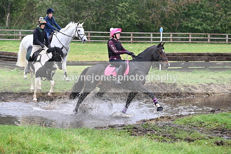 WJ6_9028 - Time at Photographer 14:46 to 14:57