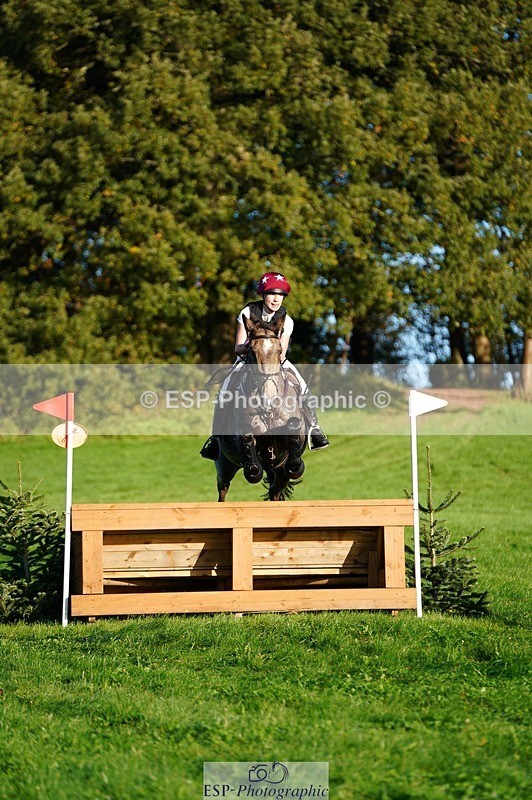 241026-094230-11200 - 319-Neve.Webber-MR.BUZZ