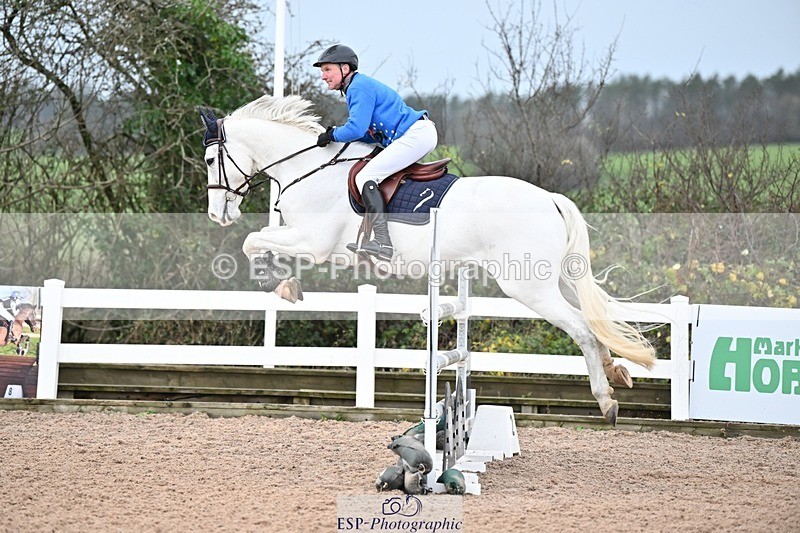 241206-131250-00939 - Cls 5 Newcomers and 1.10m Open