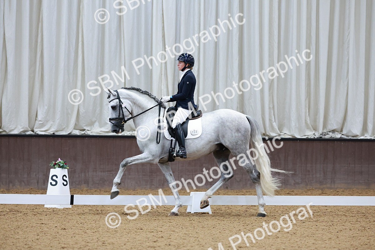 SBM_005595 - Class 3 - Medium 6 - 14.40-15.52