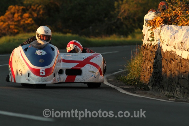 Conrad Harrison / Mike Aylott Shelbourne Honda / PRINTING ROLLER SE - Monday Practice - Sidecars