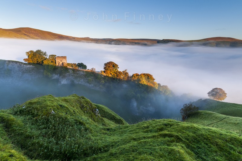 Peveril Castle sunrise - Peak District & surrounding area