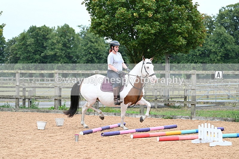 WJ7_9745 - Poles 14:00