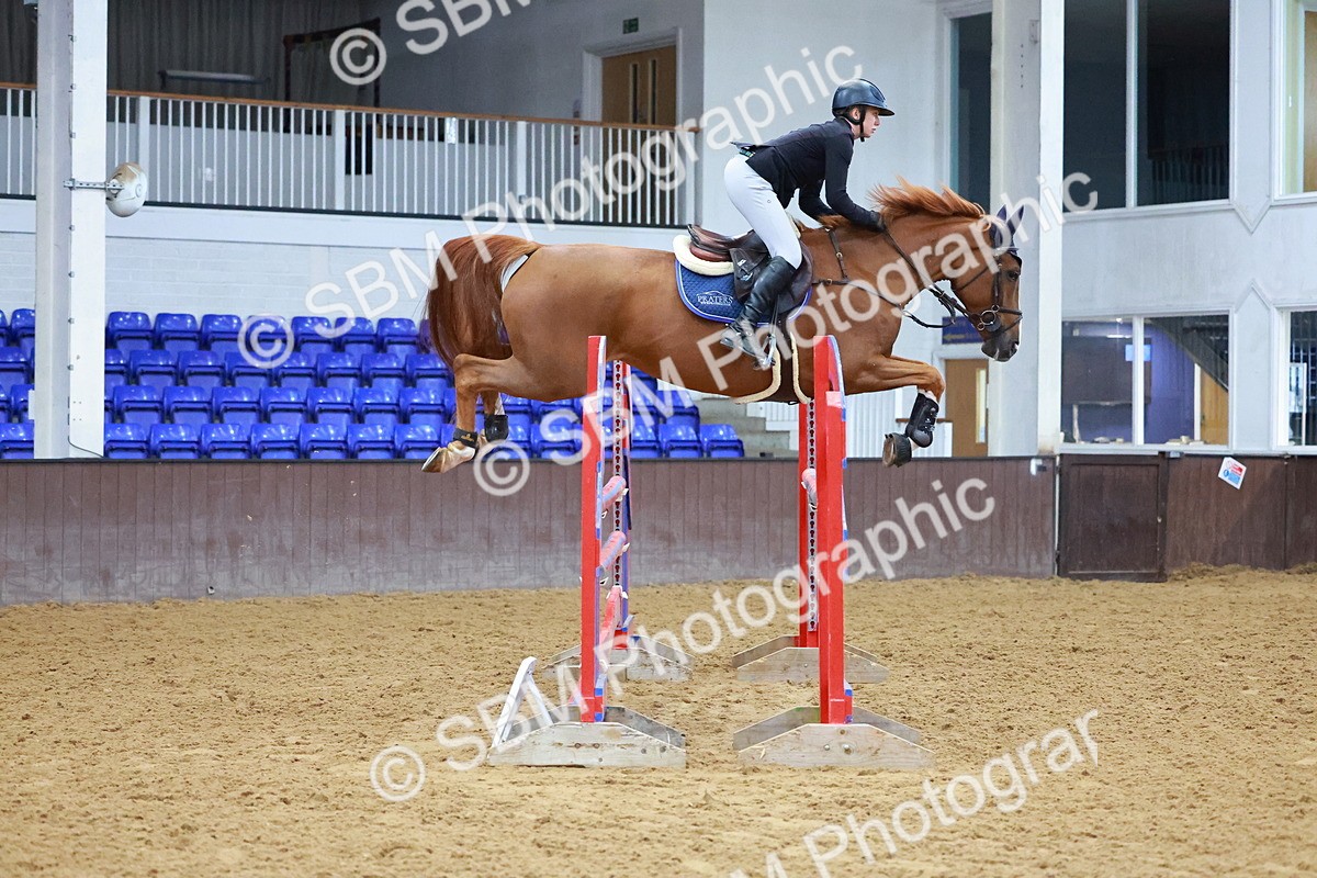 SBM_002013 - Class 5 - Senior Foxhunter 1.20m
