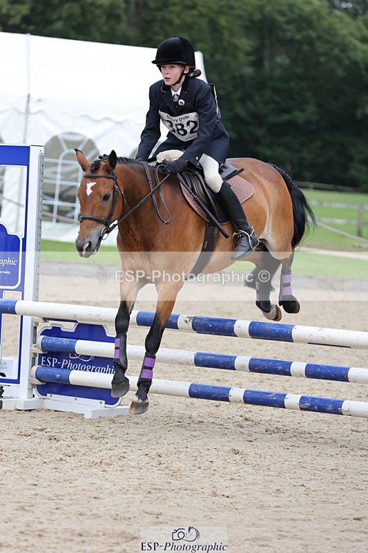 240823X-135701-18101 - 70cm R1 13.45 to 15.30