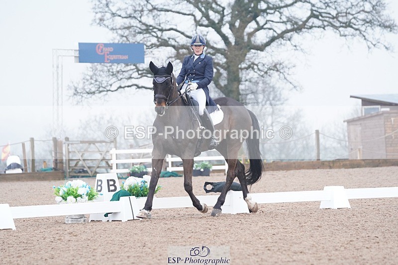 250404-081132-03714 - 018-Louise.Davison-Quamperfect