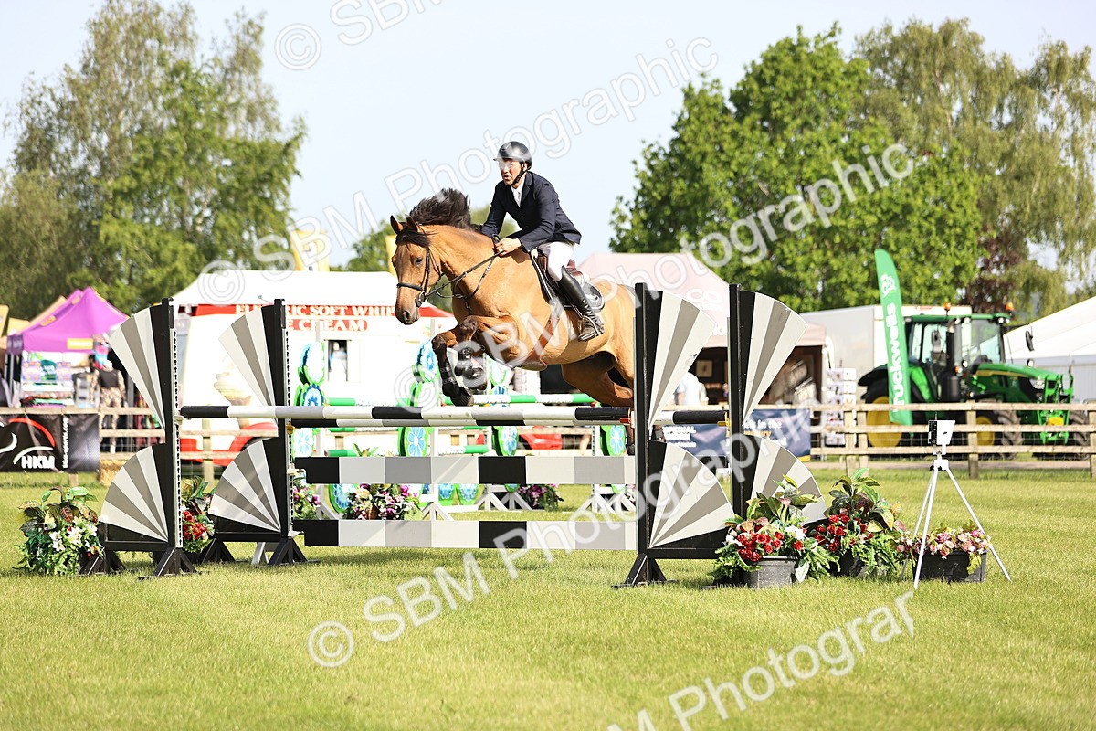 SBM_01357 - Class 200 - Martin Grant Homes Welcome Stakes 1.25m Open