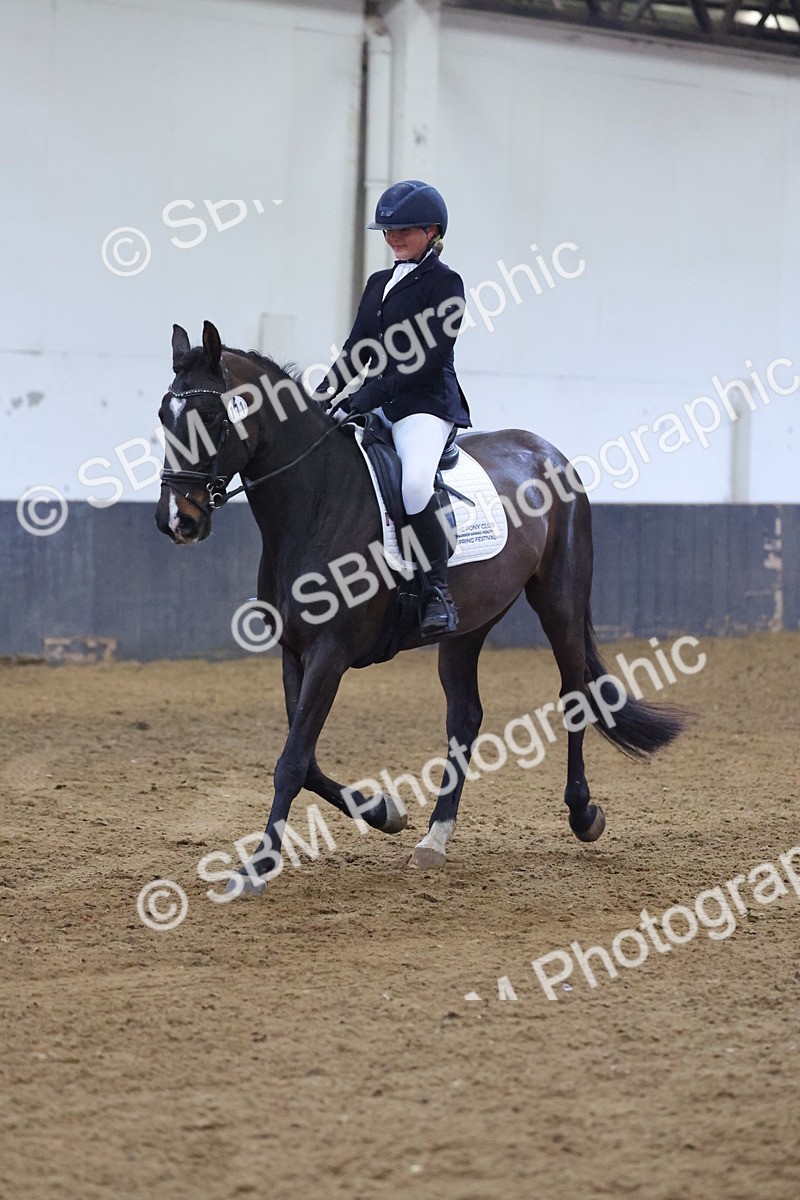 SBM_003155 - Class 9-10 - MQ U21 Open Novice 1