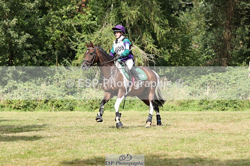 240825X-122620-33571 - 70cm XC 12.00 to End