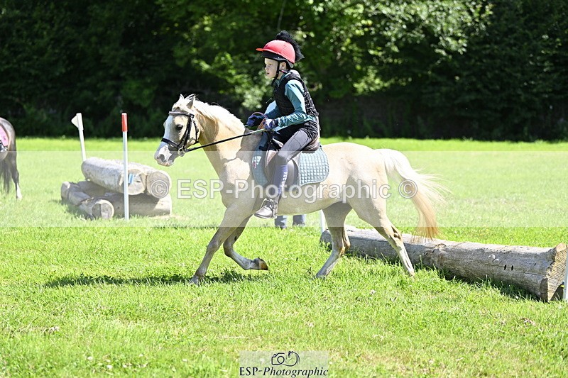 240728B-104653-00699 - Theo's Group XC