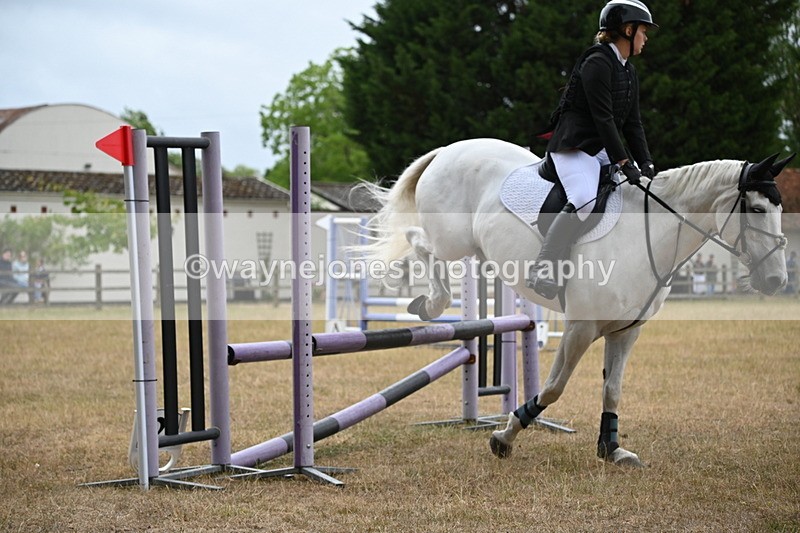 WJ6_0636 - Class 14 Intermediate Jumping 75cm