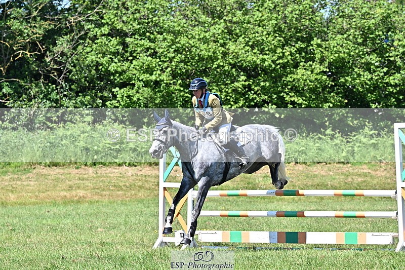 250522B-121822-01988 - 158-CRUISING.CARRA-Leigh.Smallacombe