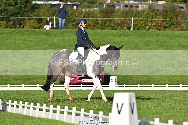 251024A-100615-08225 - G-552-Rachael.Whittaker