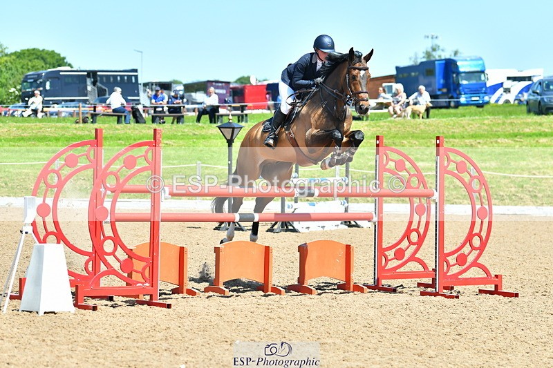 230527A-121313-04393 - Cls 15 Foxhunter