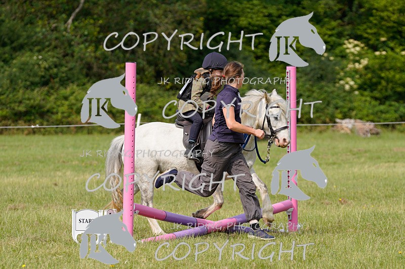 _DSC4415 - CLASS 5 CROSS POLES RING 2