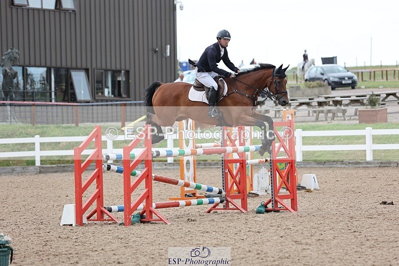 250625-151416-01347 - Cls 6 Foxhunter and 1.20m Open
