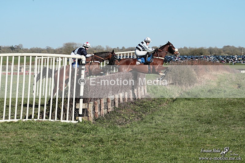 PtP 210326 522 - VWH Cirencester Races 21/03/26