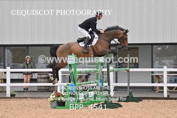 BPP_4541 - CLASS 5 WED Redpost Equestrian Senior Foxhunter/1.20m Open