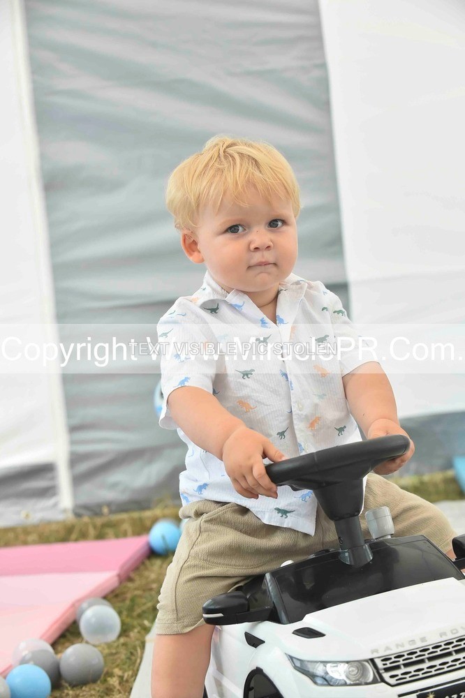 SH4_2317 - Bonny baby competition.