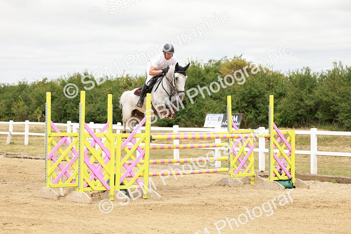 SBM_017539 - Class 21 - Senior Newcomers Championship 2d Rd