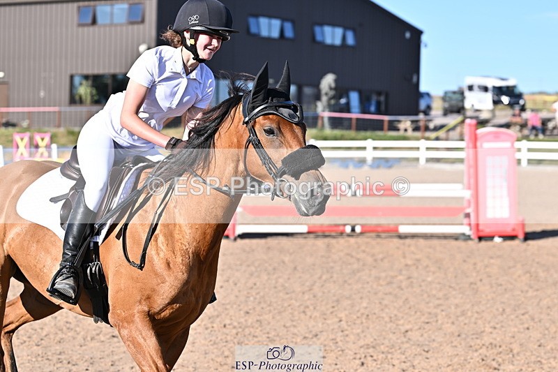 250708A-184212-00630 - 90cm Classes