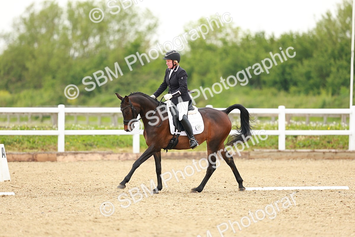 SBM_005389 - Class 16 - Novice 6