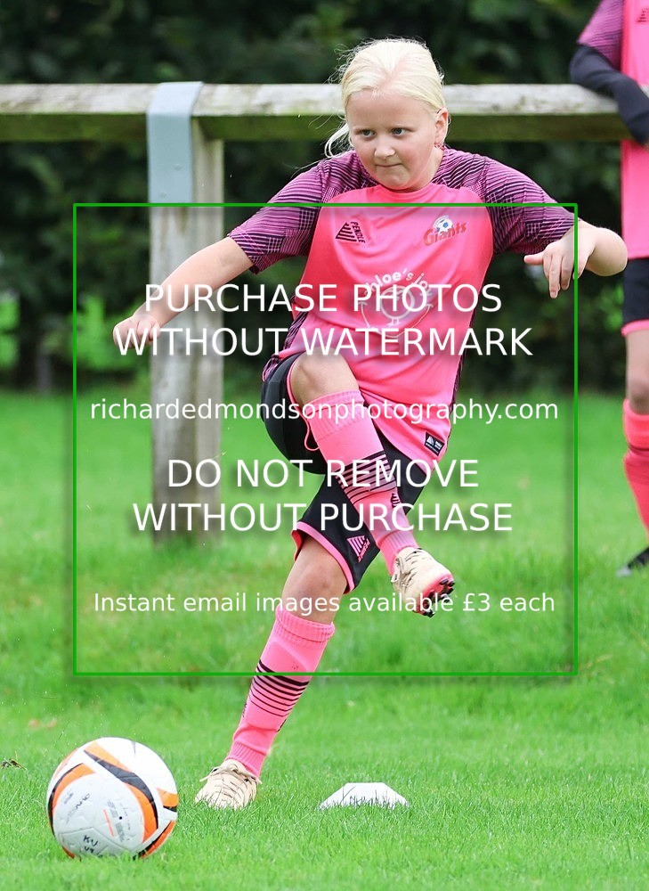 533A2875 - Kendal United Girls Under 9's vs Lancaster Giants (6/9/26)