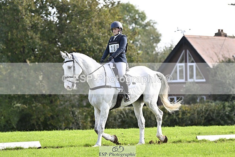 241025-142117-09629 - 386-Sarah.Ulph-COOL.ICE