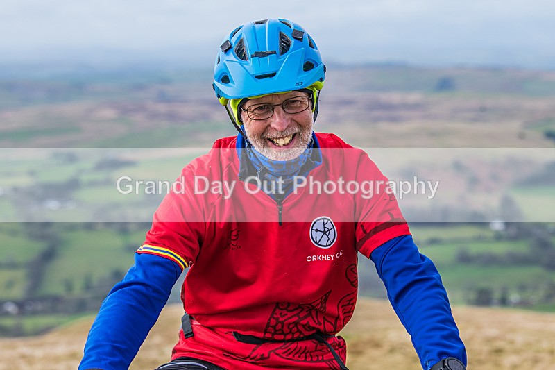 Arant haw-120 - Kendal Winter League Arant Haw Fell Races Sunday 2nd April 2023