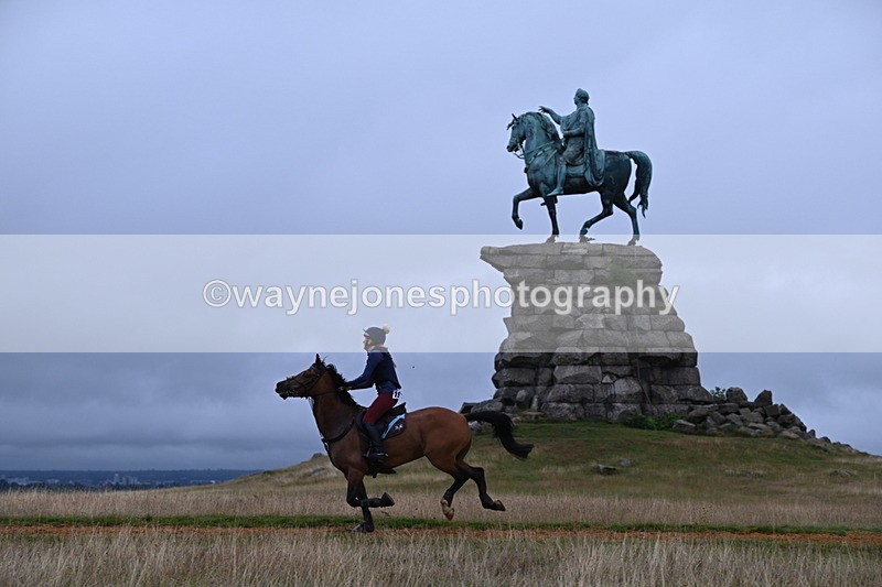 DSC_2417 - Time at Statue 12:34 to 12:56