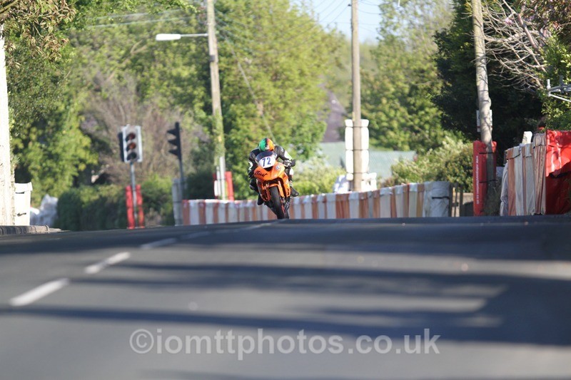 IMG_5136 - Thursday Practice  TT 2013