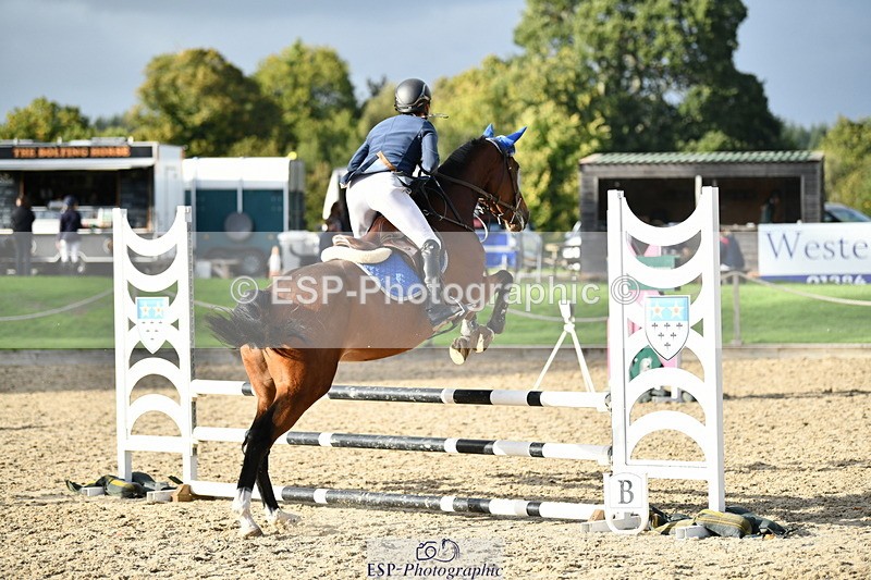 251004A-164339-02191 - Classes 10 & 11 80cm