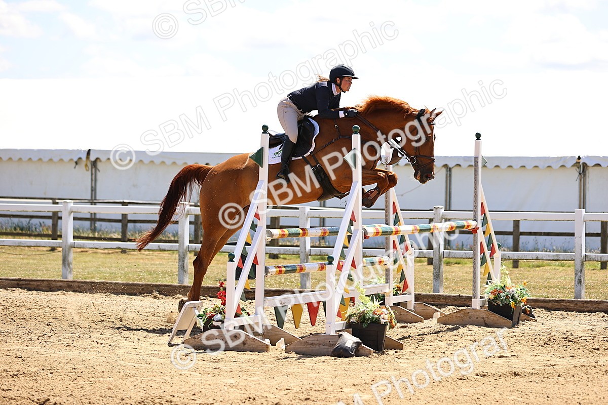 SBM_014782 - Class 15 - Senior Newcomers - 1.10m Open