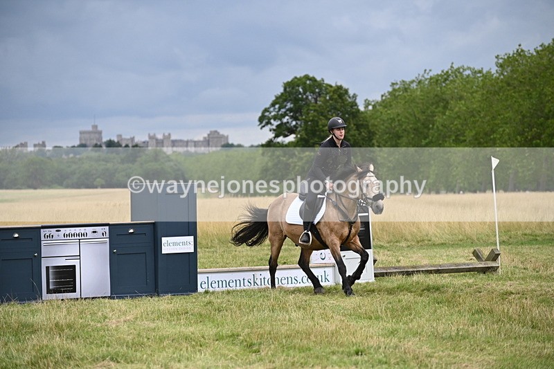 WJ6_2929 - Time at Jump 11:06 to 11:40