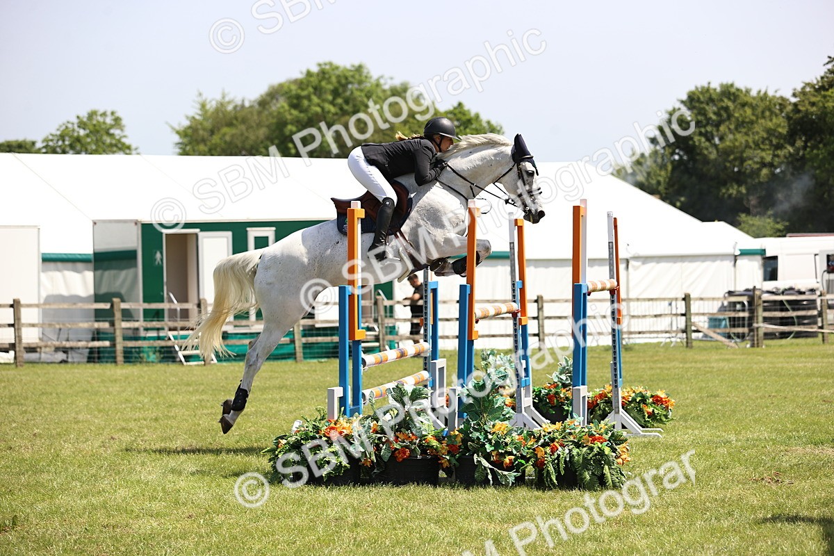 SBM_05659 - Class 202 - National 1.40m Open